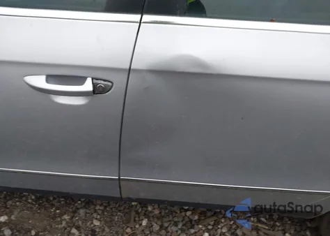 2010 Volkswagen Passat Komfort из США, поврежденный, VIN WVWJL7AN9AE058613